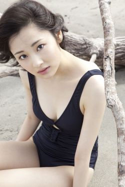 海贼女帝被海军h本子